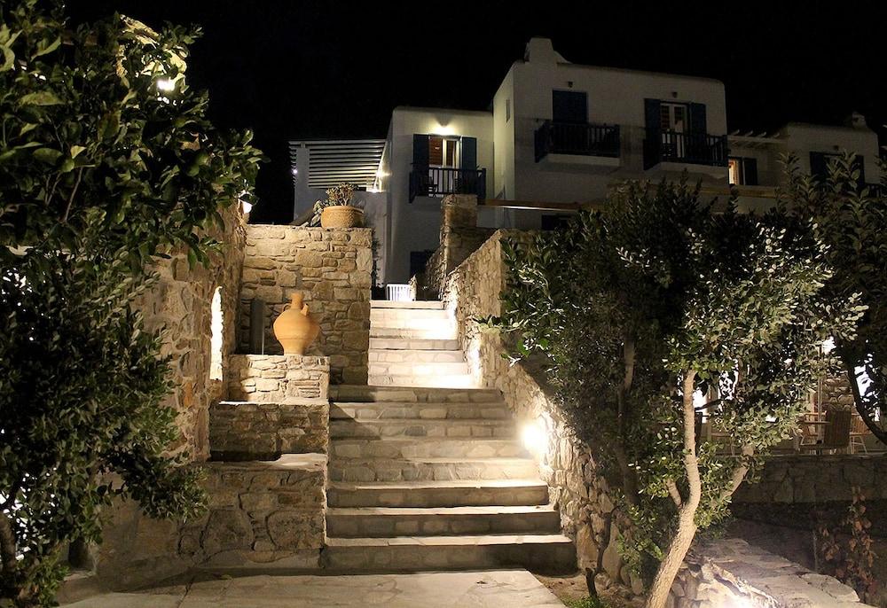 Vienoula'S Garden Hotel Mykonos Town Zewnętrze zdjęcie